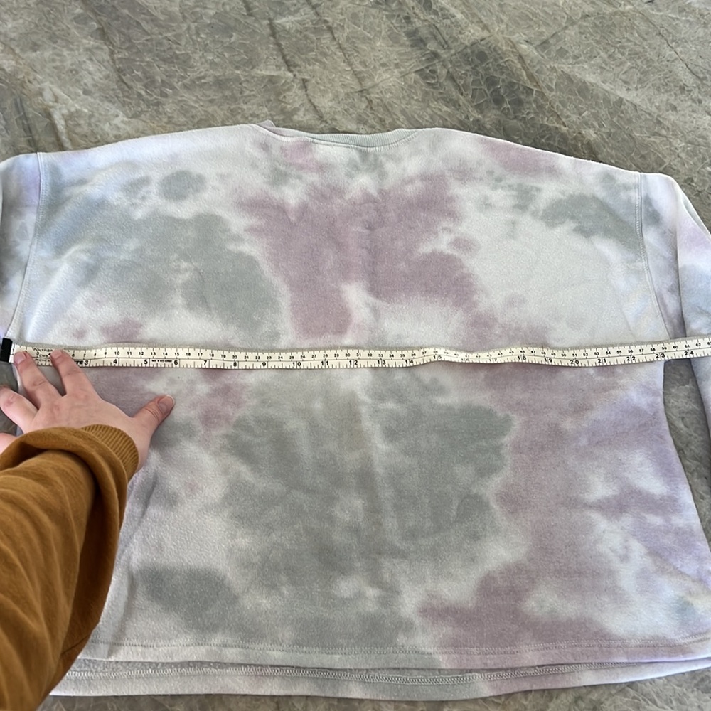 FRIENDS Tie Dye Cropped Sweatshirt, size large - Picture 7 of 10